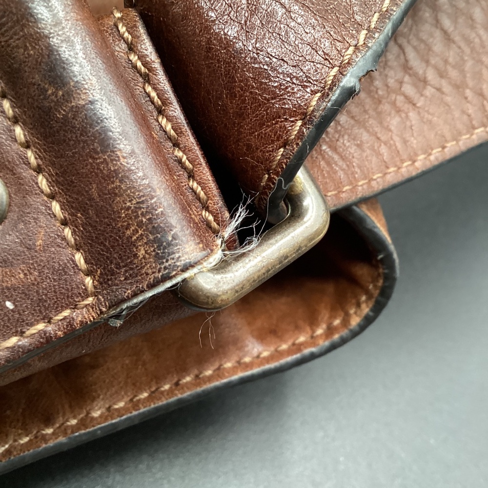 Distressed Leather messenger Bag Marked Frye - Picture 11 of 12